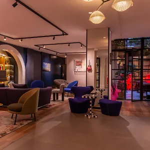 Golden Tulip Opera De Noailles מלון