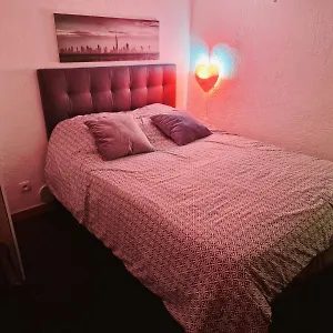 Апартаменты Au Coeur Du Paris.
